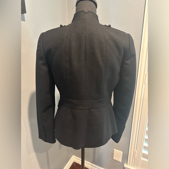 Beautiful Wool Banana Republic Blazer! Black! Size 4 - Picture 3 of 6